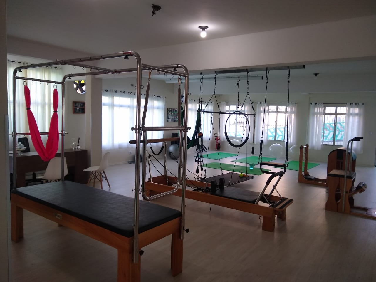 Quarto Slide espaço para prática de pilates